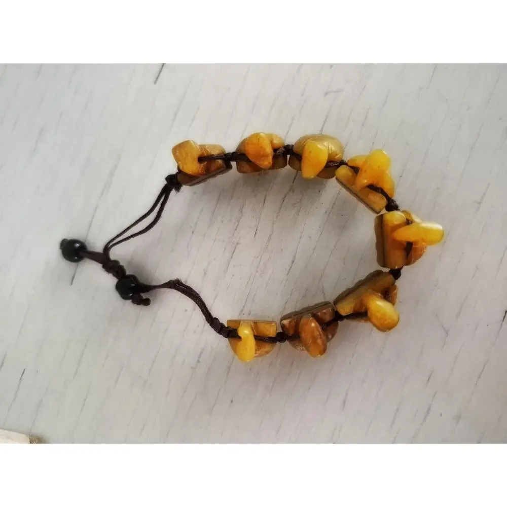 Vintage Yellow Jade Seated Buddha Figure Adjustable Bracelet